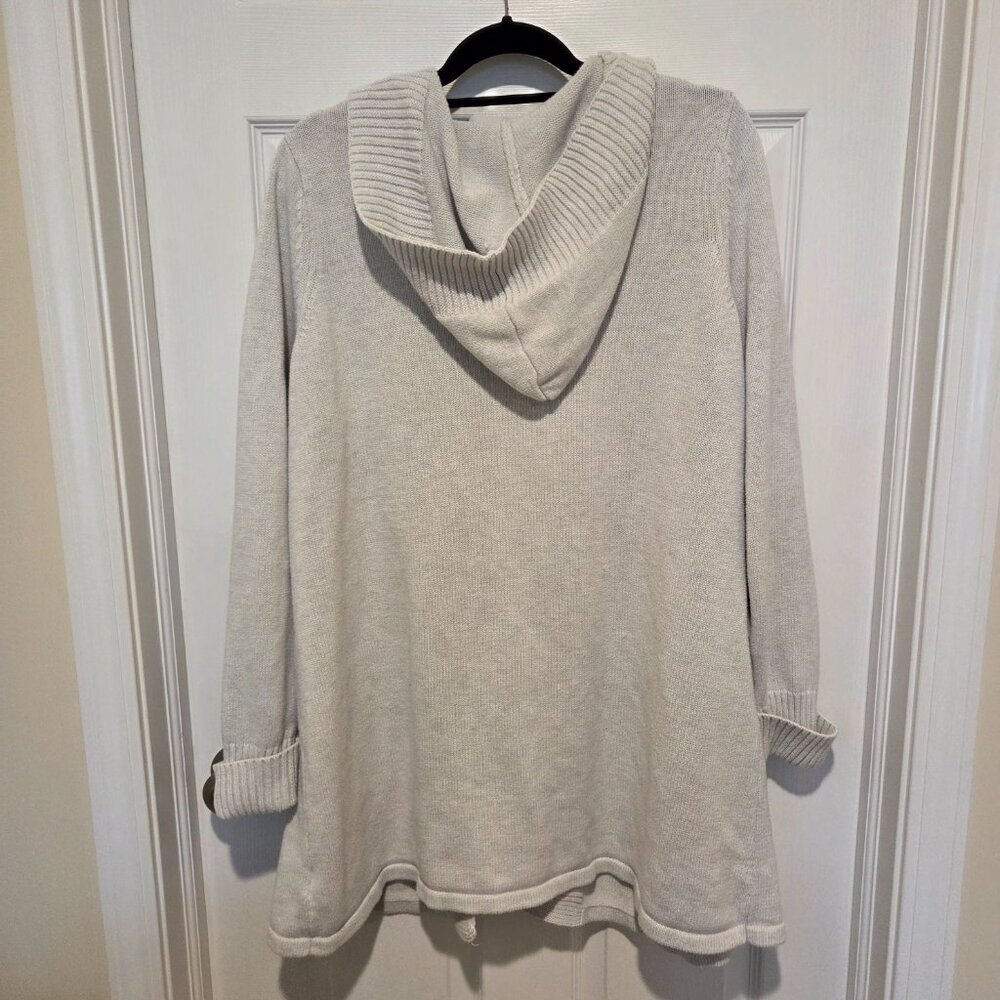 Tahari Womens size L long cozy cardigan - Picture 2 of 3